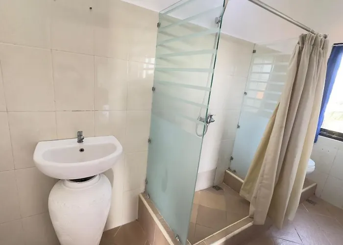 Ulustar- Uluwatu 3*