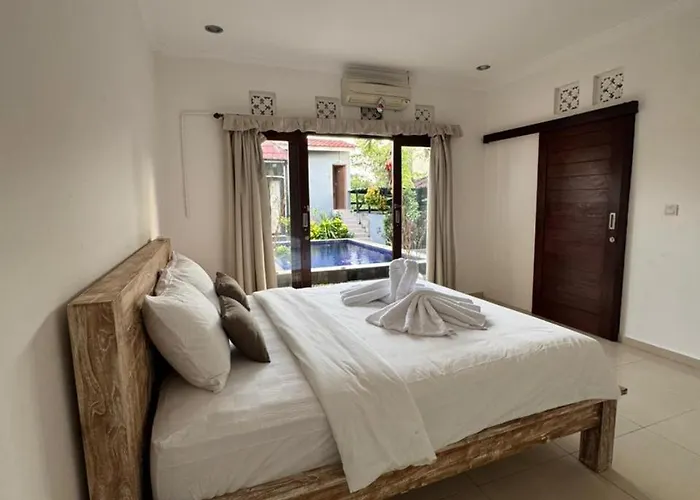 Ulustar- Uluwatu Guest house 3*