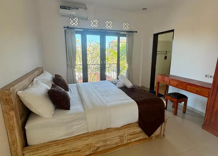 Ulustar- Uluwatu Guest house